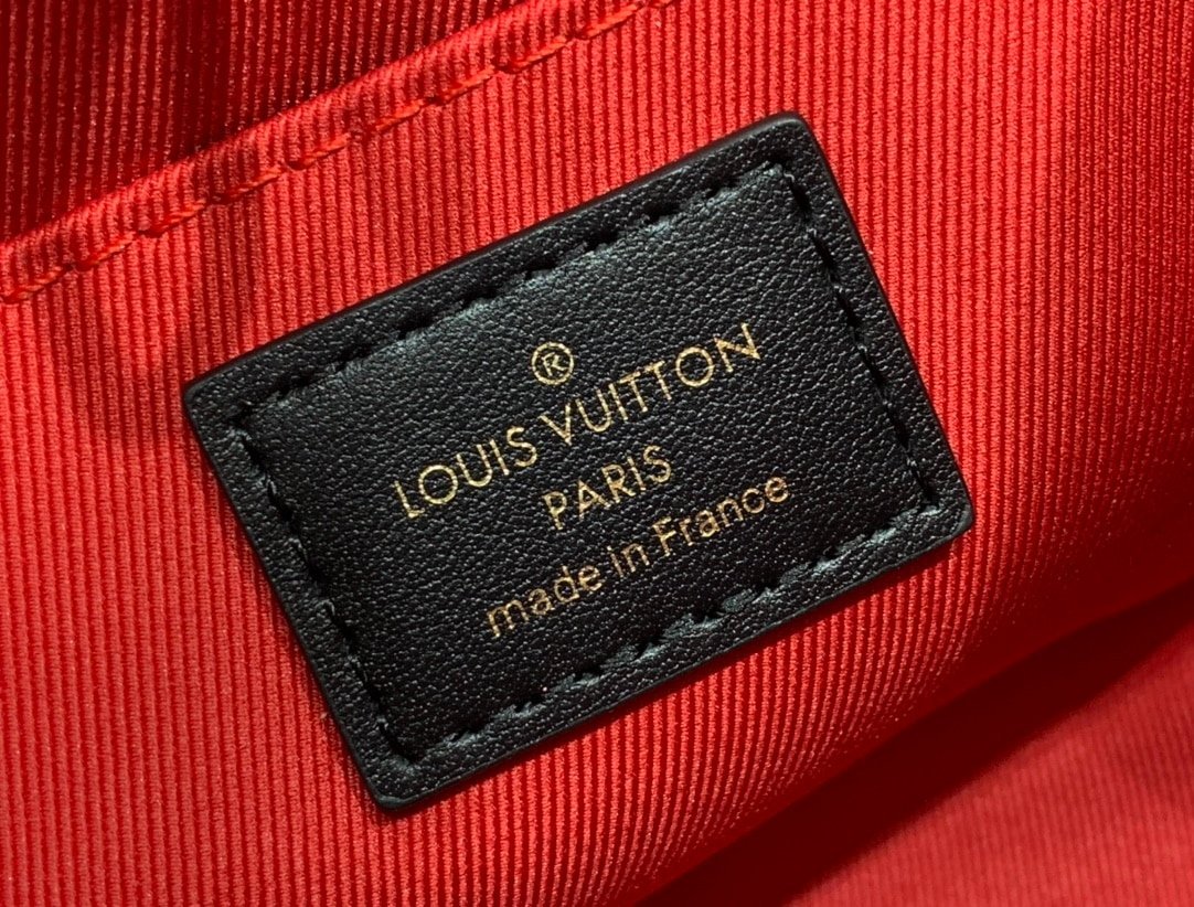Louis Vuitton OnTheGo Nano - Image 4