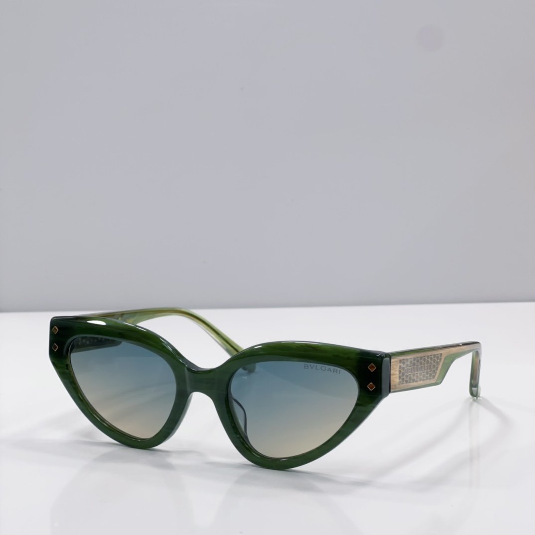 Bvlgari BV8256 501/87 Cat-Eye Sunglasses - Image 8