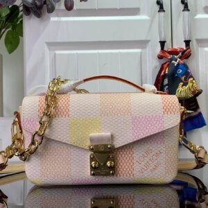 Louis Vuitton Pochette Métis East West