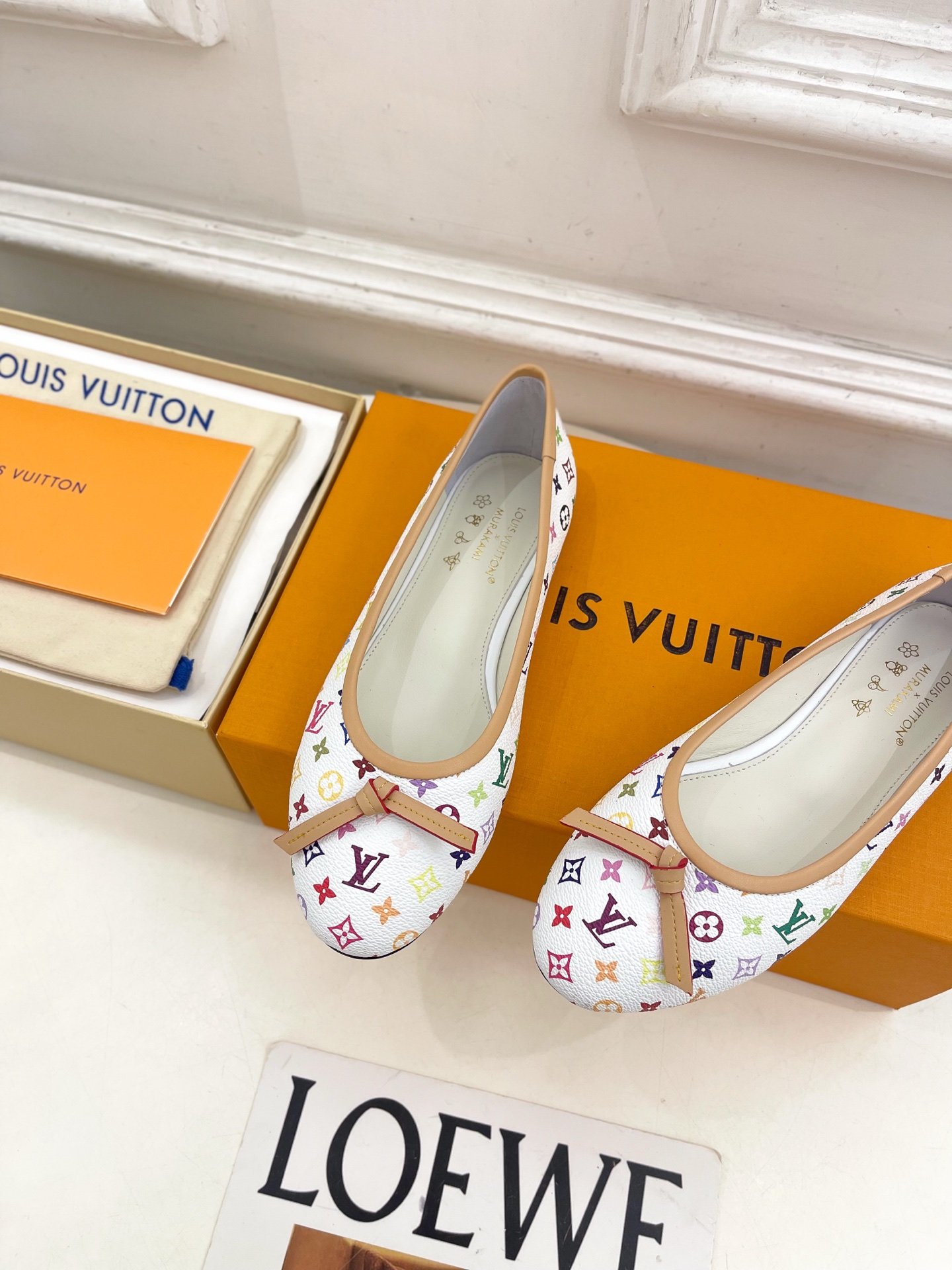 Louis Vuitton Ballet Flat white Shoes – Bow Details - Image 10