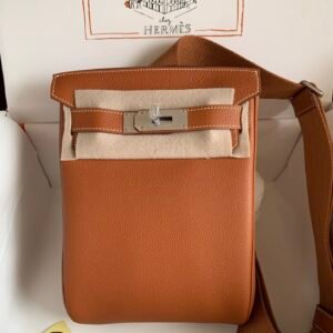 Hermès Hac A Dos PM backpack in gold Togo leather.