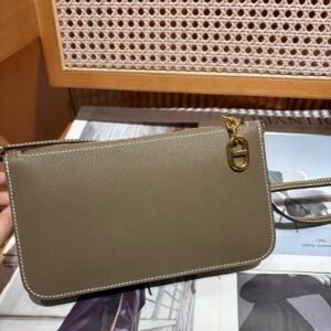 Hermès Zipengo Chaine d'Ancre To Go pouch in Etoupe Evercolor leather